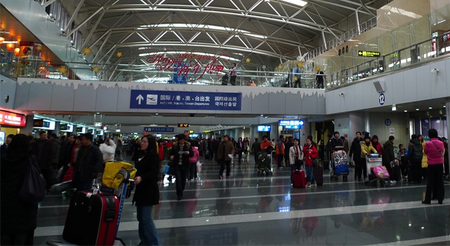 Çinde milyonlarca kişiye uçak ve tren yasağı